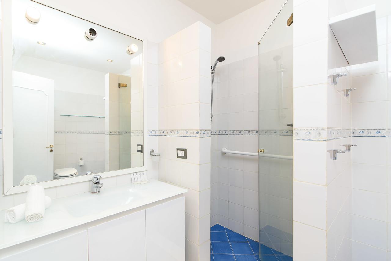 Crystal House Apartment Рим Екстериор снимка